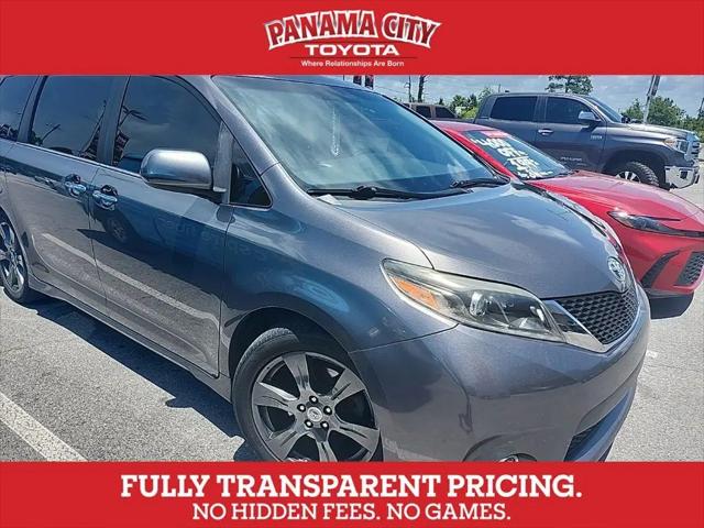 2017 Toyota Sienna SE Premium 8 Passenger for sale in Panama City, FL