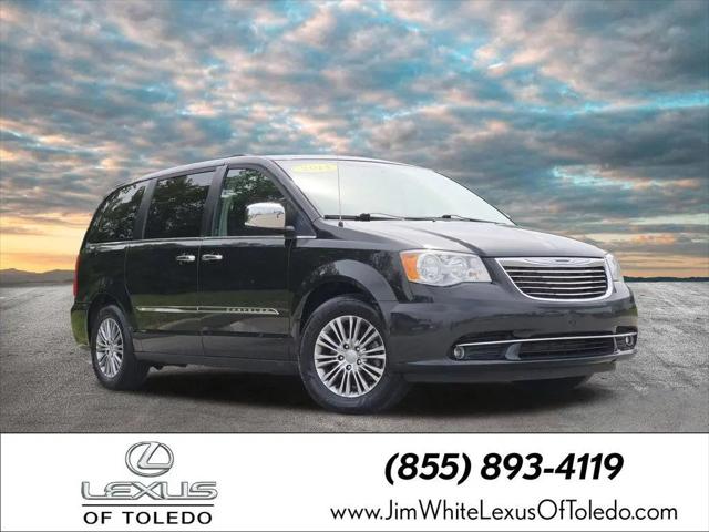 2014 Chrysler Town & Country Touring-L for sale in Toledo, OH
