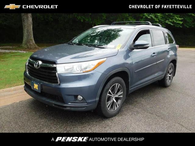 2016 Toyota Highlander XLE V6 for sale in Fayetteville, AR