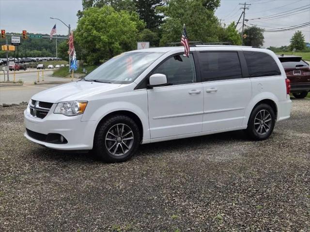 2017 Dodge Grand Caravan SXT for sale in Mount Pleasant, PA