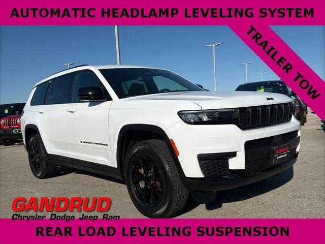 2024 Jeep Grand Cherokee L Altitude 4x4 for sale in Green Bay, WI