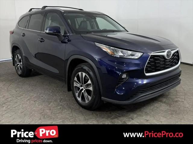 2021 Toyota Highlander XLE for sale in Maumee, OH