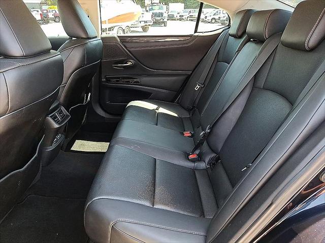 2022 Lexus ES 350 Unknown