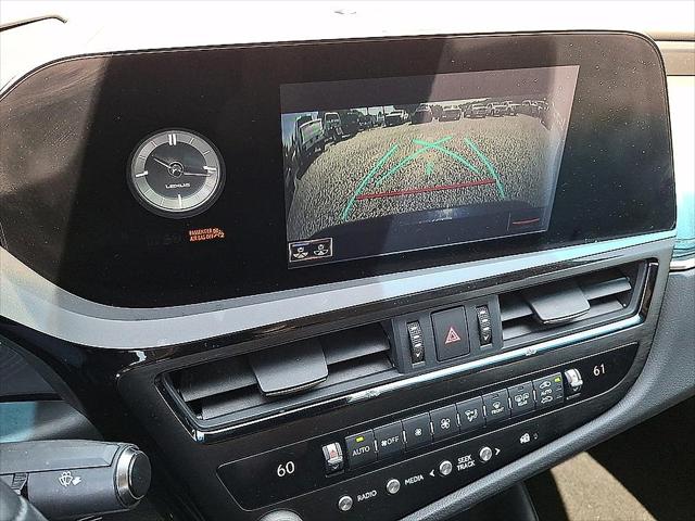 2022 Lexus ES 350 Unknown