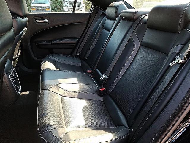 2021 Dodge Charger SXT RWD
