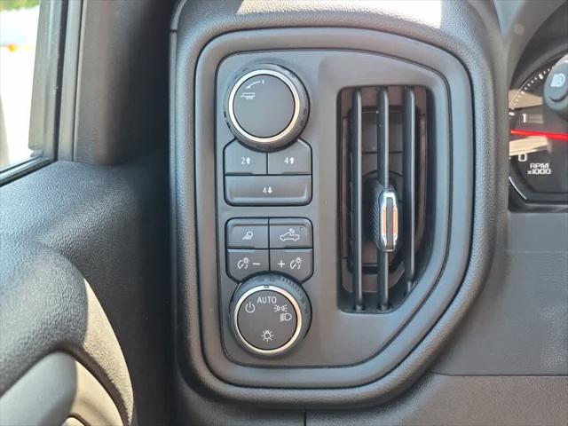 2025 Chevrolet Silverado 2500HD 4WD Crew Cab Standard Bed Custom