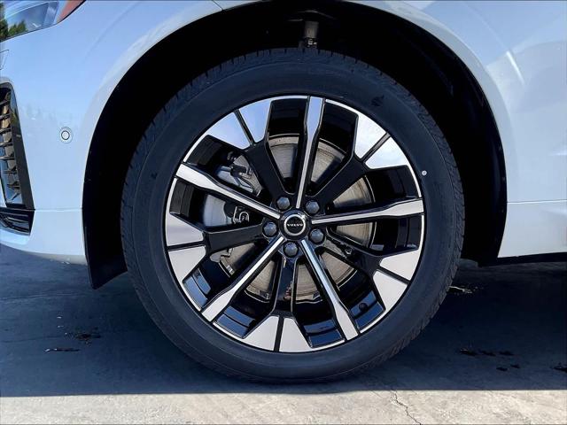 2026 Volvo XC60 Plug-In Hybrid Plus, T8 AWD Electric/Gasoline, Dark