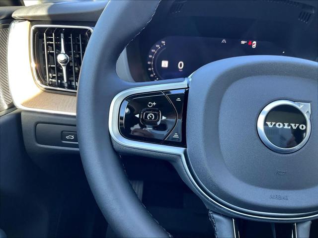 2026 Volvo XC60 Plug-In Hybrid Plus, T8 AWD Electric/Gasoline, Dark