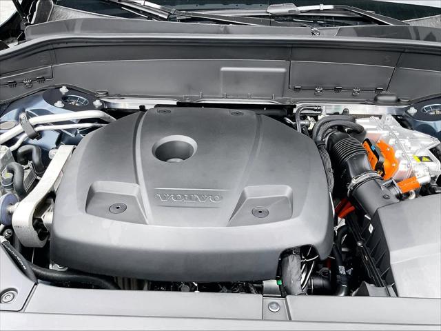 2026 Volvo XC90 Plug-In Hybrid Ultra, T8 AWD, Electric/Gasoline, Bright, 7 Seats