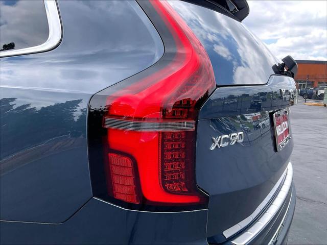 2026 Volvo XC90 Plug-In Hybrid Ultra, T8 AWD, Electric/Gasoline, Bright, 7 Seats