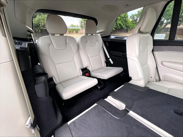 2026 Volvo XC90 Plug-In Hybrid Ultra, T8 AWD, Electric/Gasoline, Bright, 7 Seats