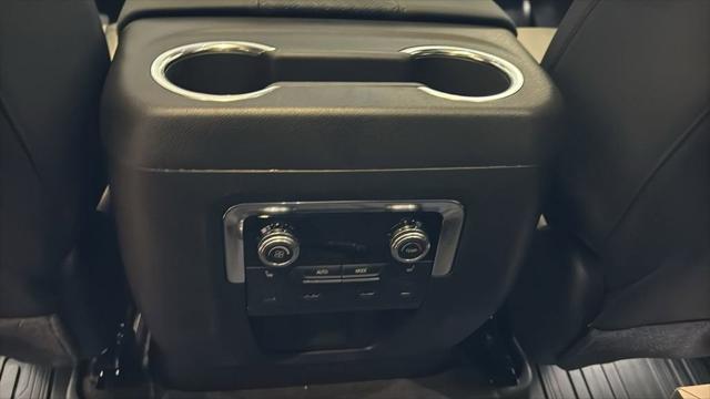2026 GMC Yukon XL 4WD AT4
