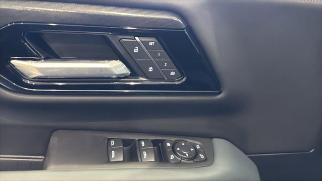 2026 GMC Yukon XL 4WD AT4