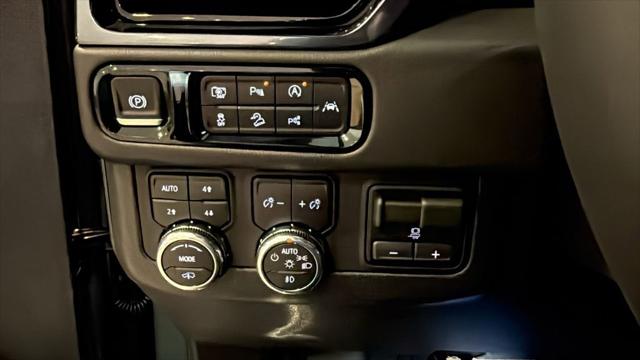 2026 GMC Yukon XL 4WD AT4