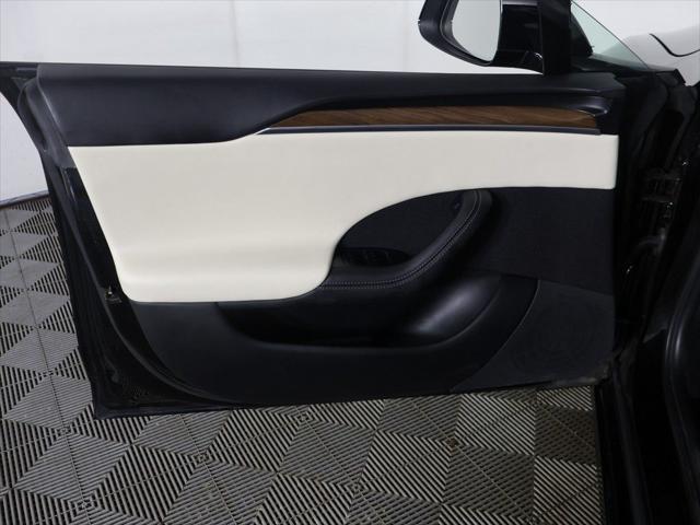 2022 Tesla Model S Dual Motor All-Wheel Drive