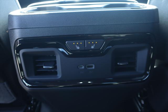 2026 GMC Sierra 2500HD Crew Cab, Standard Bed, AT4, 4WD