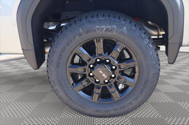 2026 GMC Sierra 2500HD Crew Cab, Standard Bed, AT4, 4WD