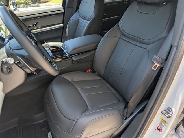 2026 Land Rover Range Rover Sport P360 SE