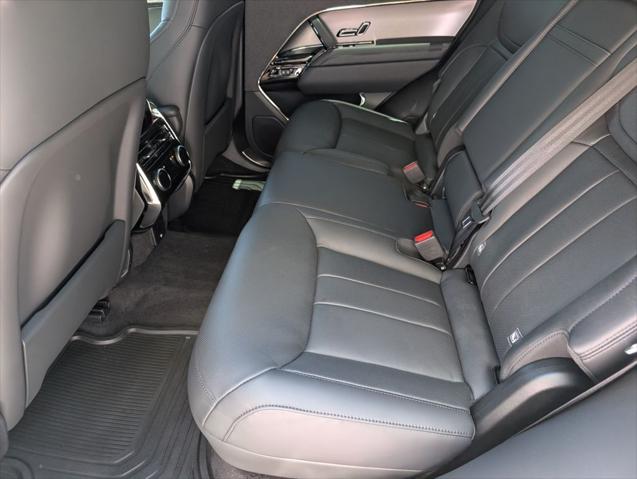 2026 Land Rover Range Rover Sport P360 SE