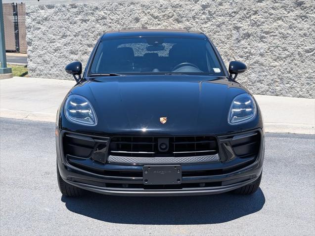 2024 Porsche Macan Unknown