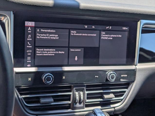 2024 Porsche Macan Unknown