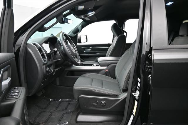 2024 Ram 1500 Big Horn Crew Cab 4x2 5'7" Box