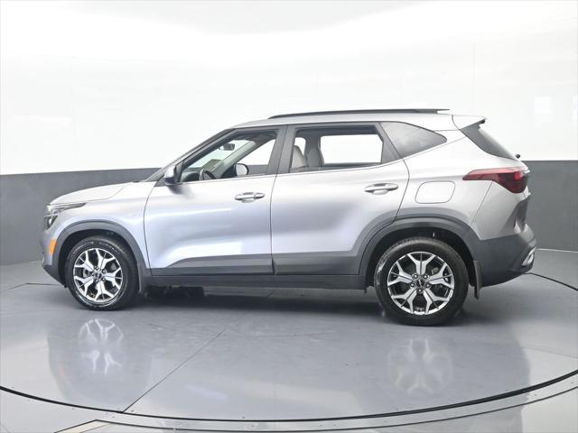 2022 Kia Seltos EX