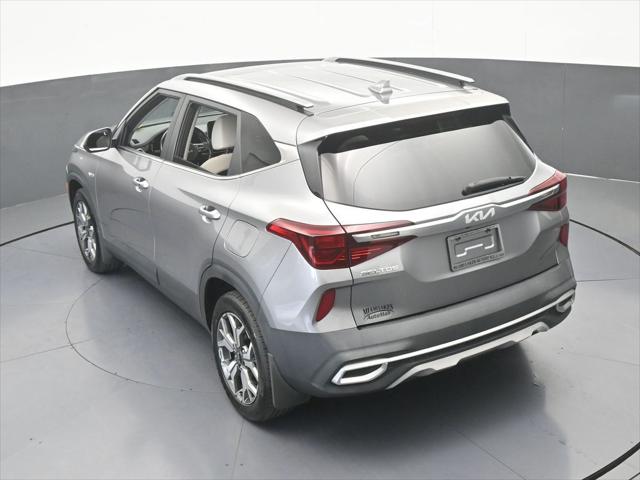 2022 Kia Seltos EX