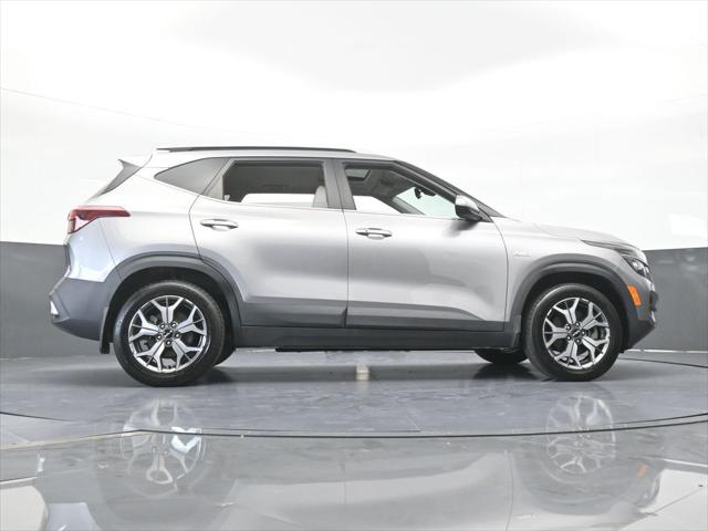 2022 Kia Seltos EX