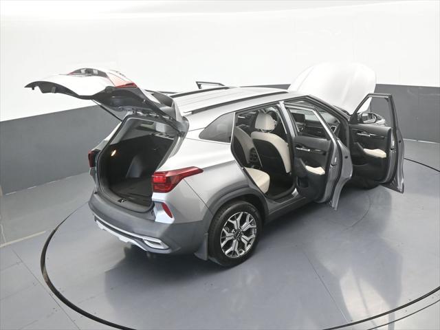 2022 Kia Seltos EX