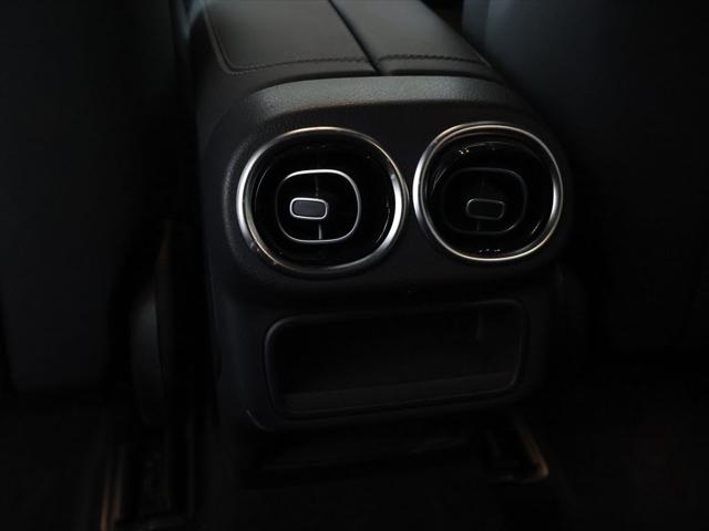 2024 Mercedes-Benz GLC 4MATIC SUV