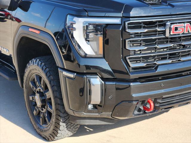 2024 GMC Sierra 2500HD 4WD Crew Cab Standard Bed AT4