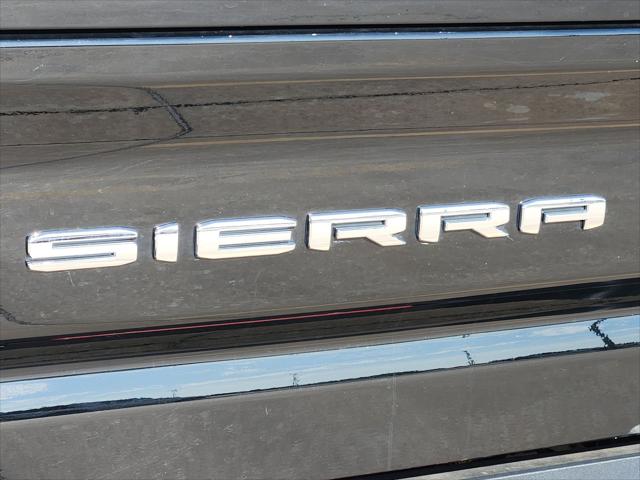 2024 GMC Sierra 2500HD 4WD Crew Cab Standard Bed AT4