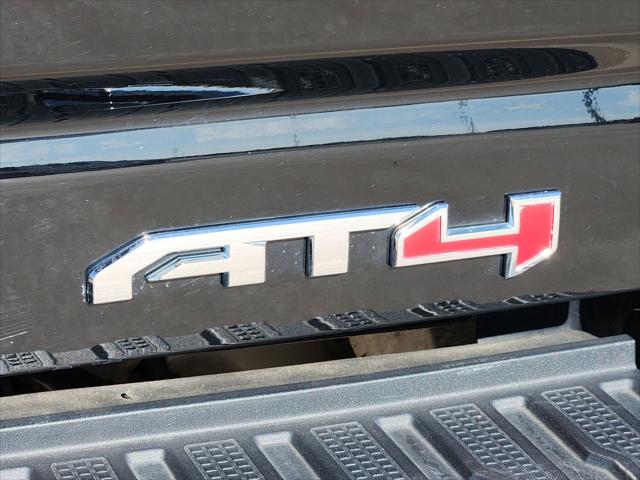 2024 GMC Sierra 2500HD 4WD Crew Cab Standard Bed AT4