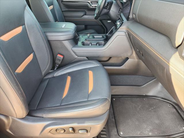 2024 GMC Sierra 2500HD 4WD Crew Cab Standard Bed AT4