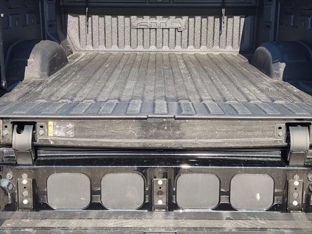 2024 GMC Sierra 2500HD 4WD Crew Cab Standard Bed AT4