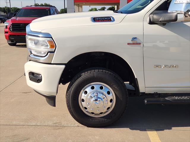 2024 Ram 3500 Laramie Mega Cab 4x4 6'4" Box