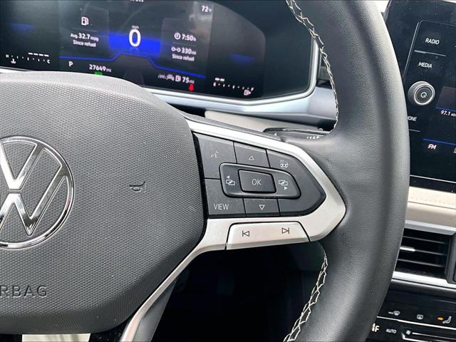 2025 Volkswagen Taos 1.5T SE