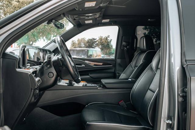 2022 Cadillac Escalade 4WD Premium Luxury