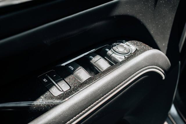 2022 Cadillac Escalade 4WD Premium Luxury
