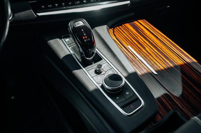 2022 Cadillac Escalade 4WD Premium Luxury