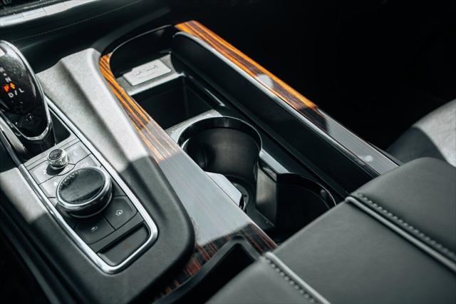 2022 Cadillac Escalade 4WD Premium Luxury