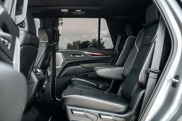 2022 Cadillac Escalade 4WD Premium Luxury
