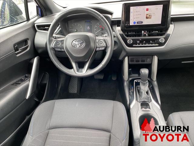 2024 Toyota Corolla Cross Hybrid SE