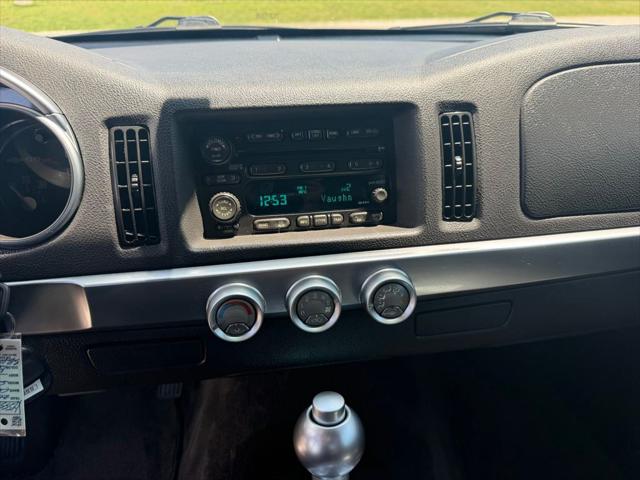 2003 Chevrolet SSR LS