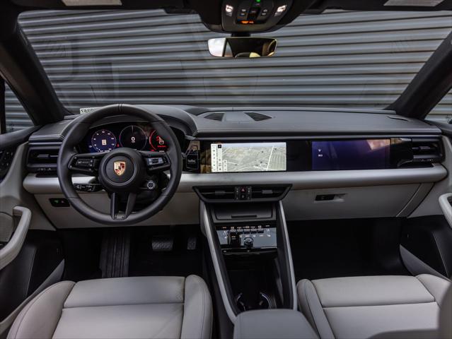 2025 Porsche Macan Electric 4