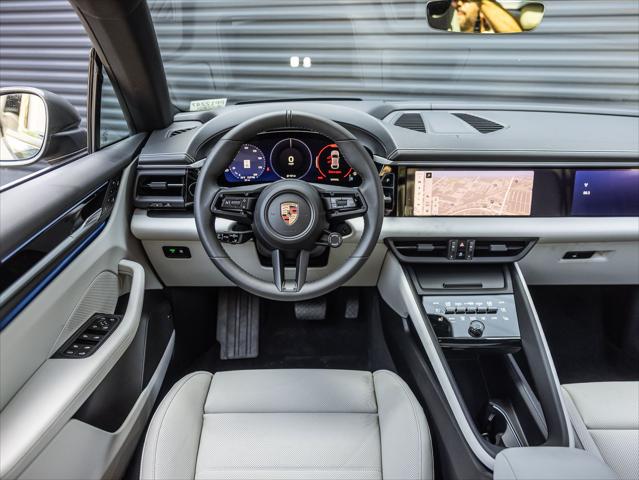 2025 Porsche Macan Electric 4