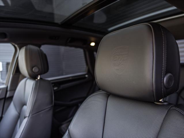 2026 Porsche Macan T