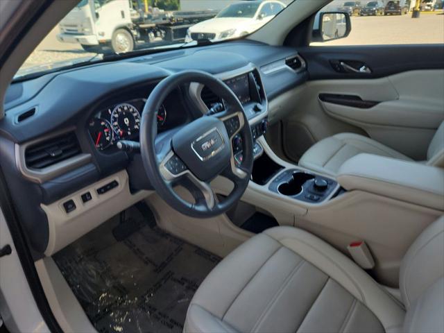 2023 GMC Acadia AWD Denali
