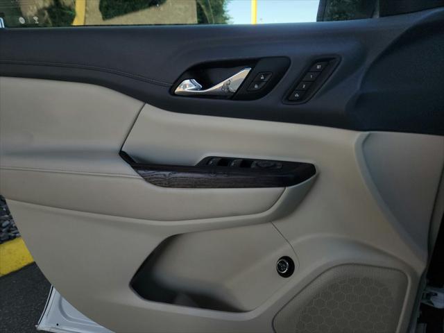 2023 GMC Acadia AWD Denali